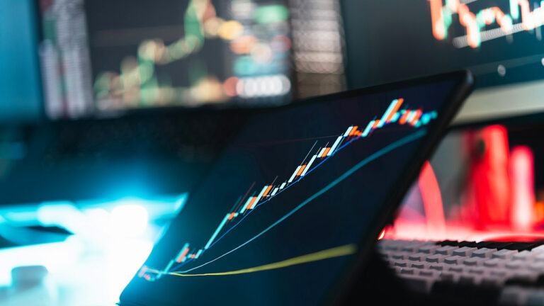 The market just got a “rate-cut” whiff—here’s what moved and why Yahoo Finance+1