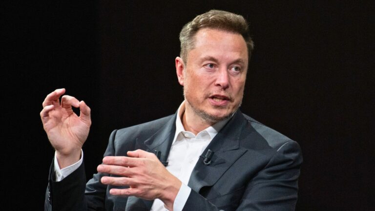 Elon Musk expects to pay over $500 billion in taxes — and commenters demand receipts