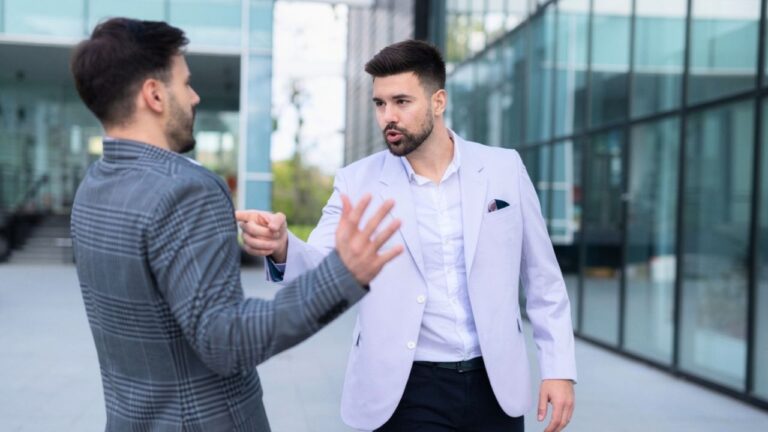 Worker Says a Coworker Started Judging His Relationship in Front of Everyone — Then Grabbed His Girlfriend in the Parking Lot and Blew Up His Own Job