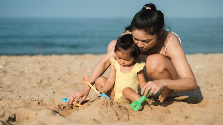 Woman says she took the kids on vacation without her husband after years of him treating every trip like work — and the later update says the real break in the marriage had started long before the plane left