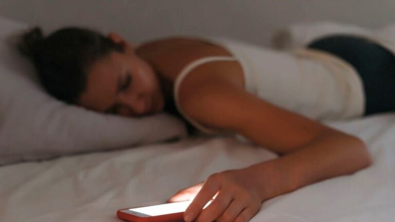 Husband’s Coworker Expected a Free Wedding Video — Then She Dragged His Wife’s Business Into It