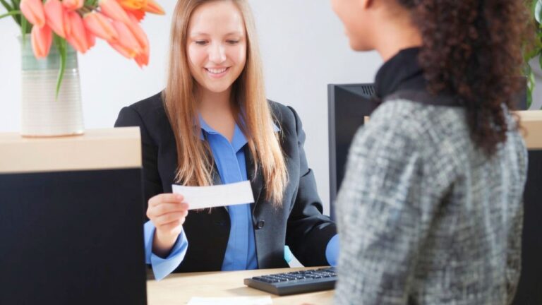 Cleaning Business Owner Says an Employee Took a Blank Check From a Client — Then Deposited It Into Her Own Account