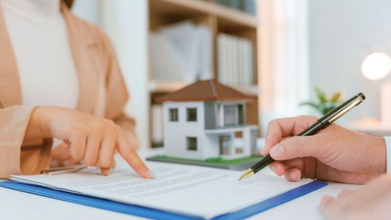 Apartment Leasing Office Employee Allegedly Stole His Bank Details — Then Used Them to Pay Her Own Bills