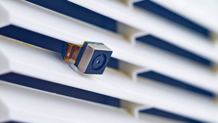 Tenant Says They Found a Hidden Camera in an AC Vent — Then Reddit Told Them Not to Touch It