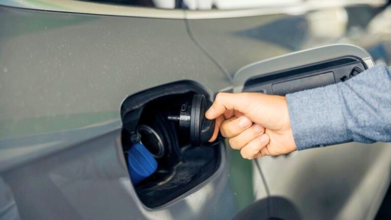 Neighbor Asked for Security Footage After Claiming Someone Put Sugar in Their Gas Tank