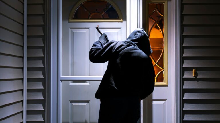 Woman Says Someone Tried to Break Into Her House at 3 A.M. — Then Her Mom Accused Her of Ruining Christmas