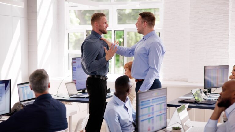 Worker Says Coworker Threatened Them With Violence — HR Still Hasn’t Acted