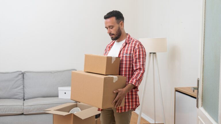 Adult Child Wanted to Move Out Despite Parents’ Problems at Home — Then the Family Pressure Hit Hard