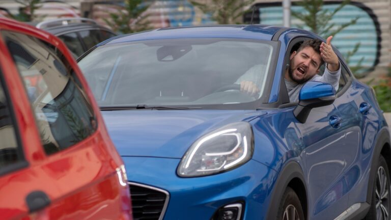 Pregnant Woman Says a Road-Raging Driver Followed Her From the Car Wash to the Grocery Store