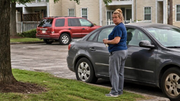 Woman Says a Stranger in Her Apartment Complex Kept Appearing Near Her Car — Then Turned Around When She Noticed