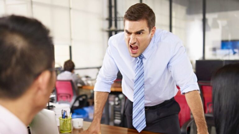 Coworker Made a Workplace Shooting Threat — Then Reddit Told Them Not to Leave It With Security Alone