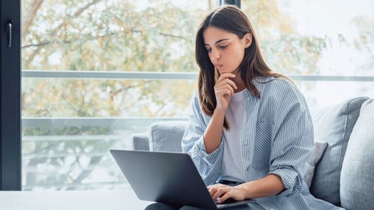 Sketchy Work-From-Home Job Asked Them to Receive Packages — Then the First Task Looked Like Fraud