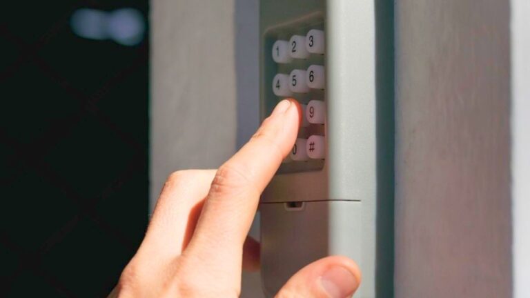 Landlord Listed Their Leased House as an Airbnb — Then Renters Walked In Through the Garage Code